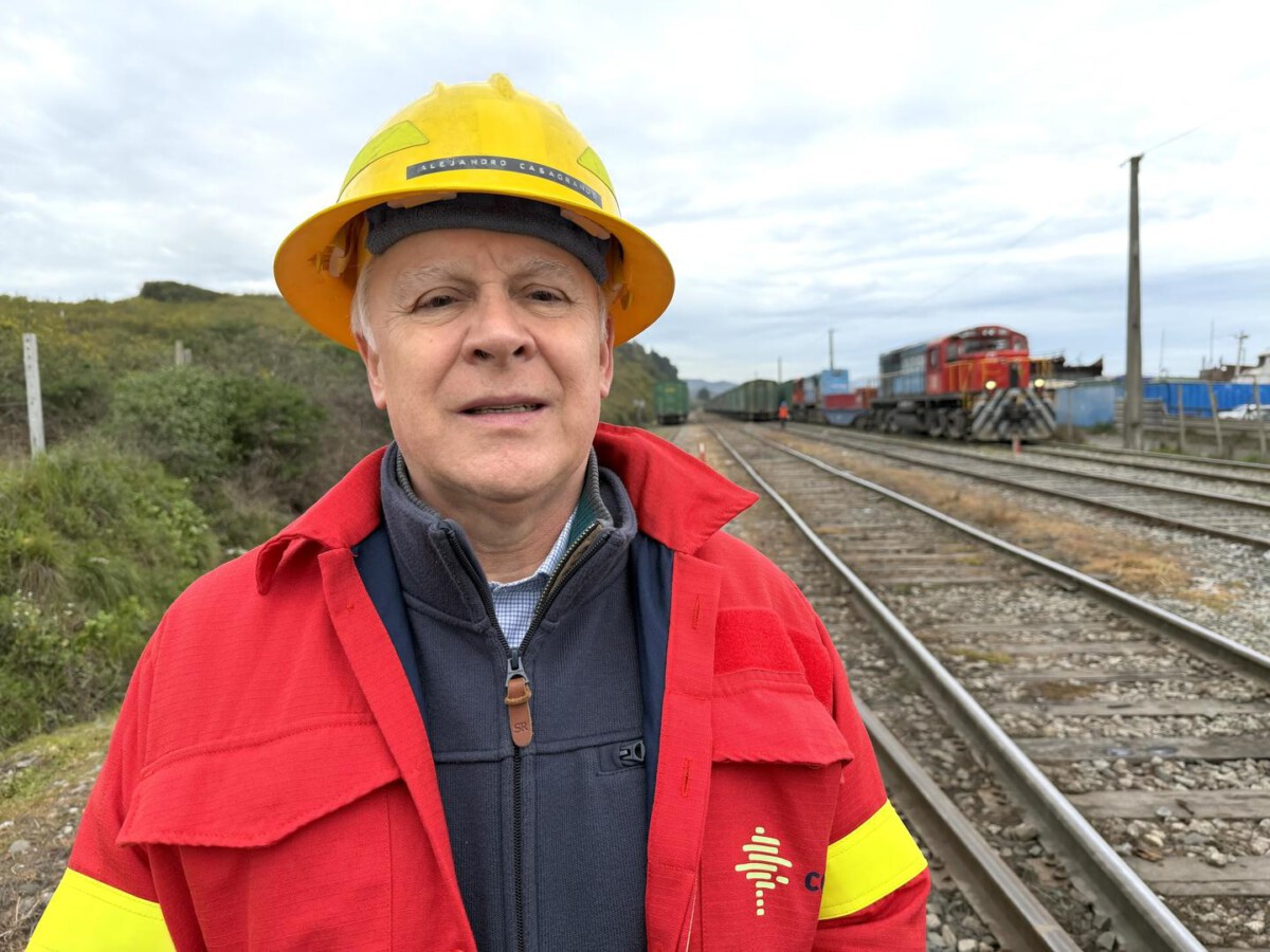 Visita técnica a las instalaciones ferroviarias de Puerto Coronel para evaluar la extensión hacia Lota.