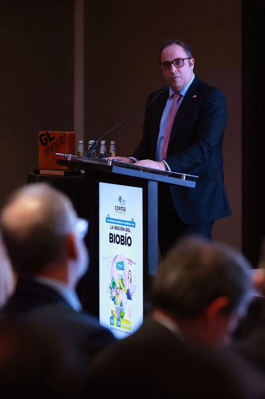 Lanzamiento oficial de la feria ExpoCorma 2026 con líderes del sector forestal y autoridades en Santiago