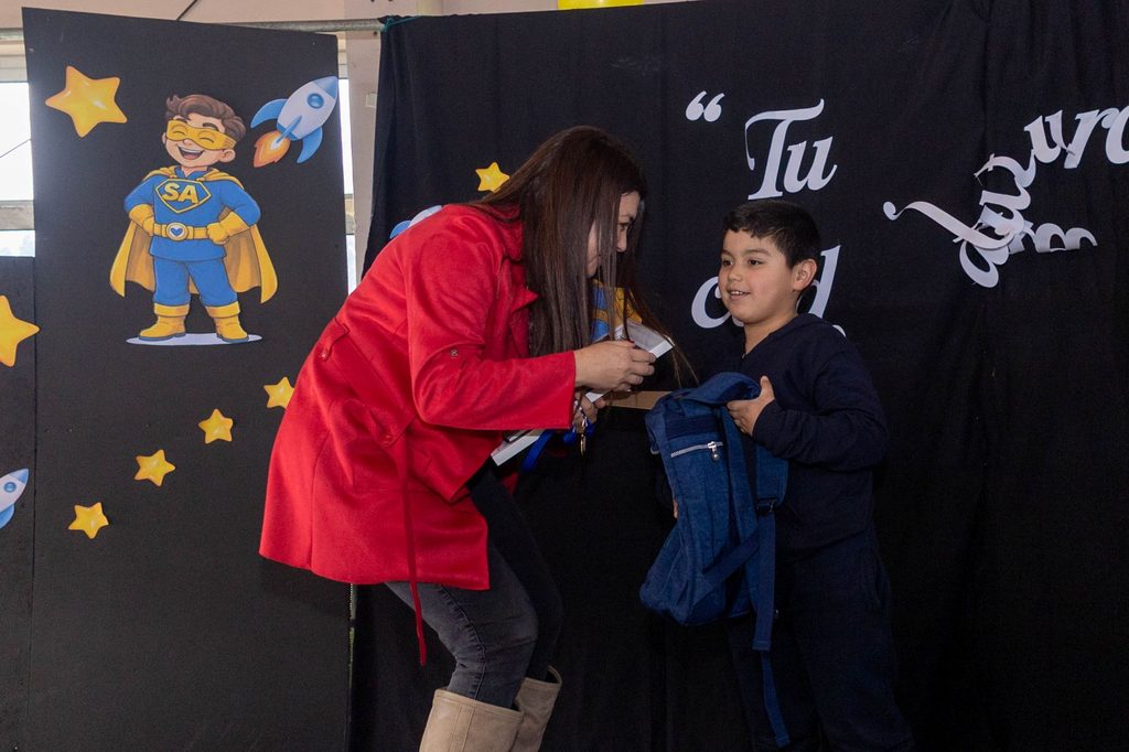 Agustín Arriagada, niño de Contulmo que viajará a la NASA gracias a su mejora en la asistencia escolar