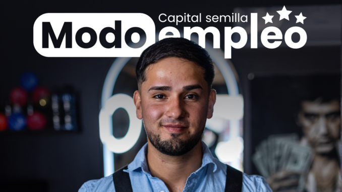 Directora de Sercotec Biobío junto a emprendedora local en el lanzamiento del programa Capital Semilla Modo Empleo.