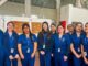 Estudiantes de enfermería de la UST realizando controles de salud a personas mayores en Santa Bárbara