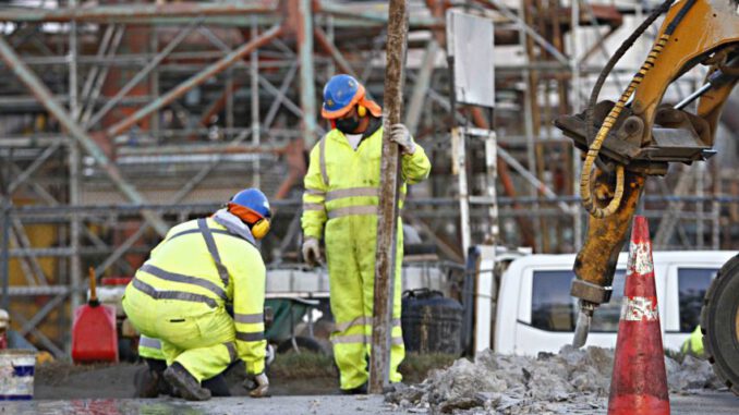 Obras de construcción y edificios de departamentos en desarrollo en la Región del Biobío
