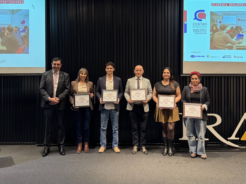 Ceremonia de certificación de la Academia de Desarrollo de Proveedores en la Región del Biobío