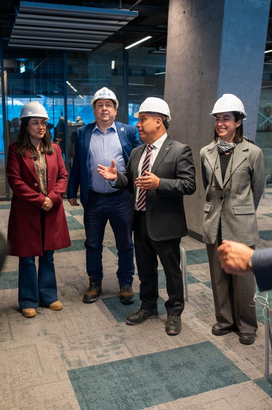 Autoridades regionales visitando las nuevas instalaciones del Campus Paicaví de la USS en Concepción